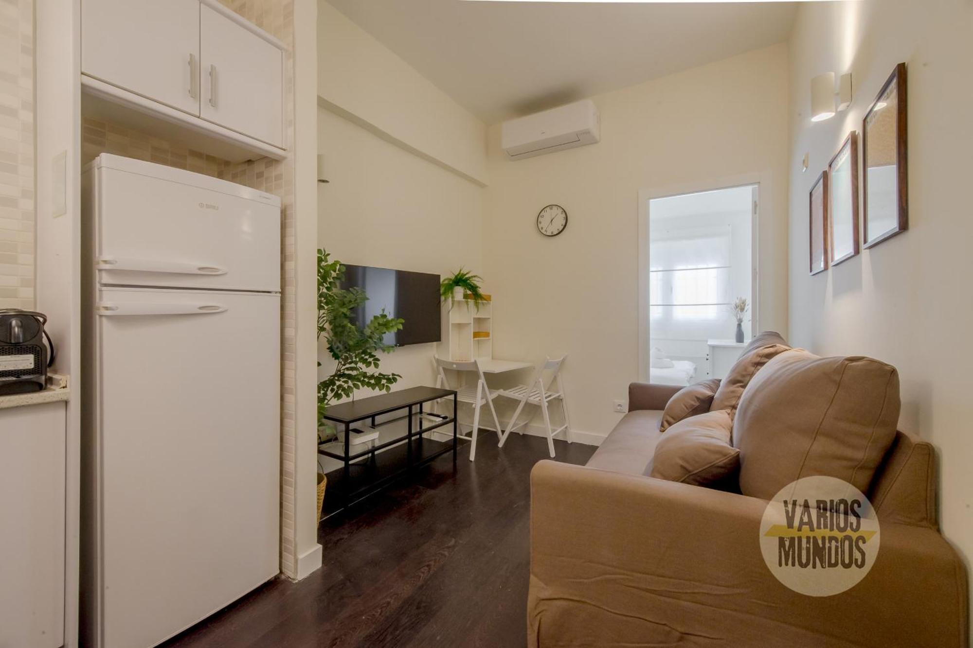 Tiny Apt Para 3Pax En La Plaza De Chueca マドリード エクステリア 写真