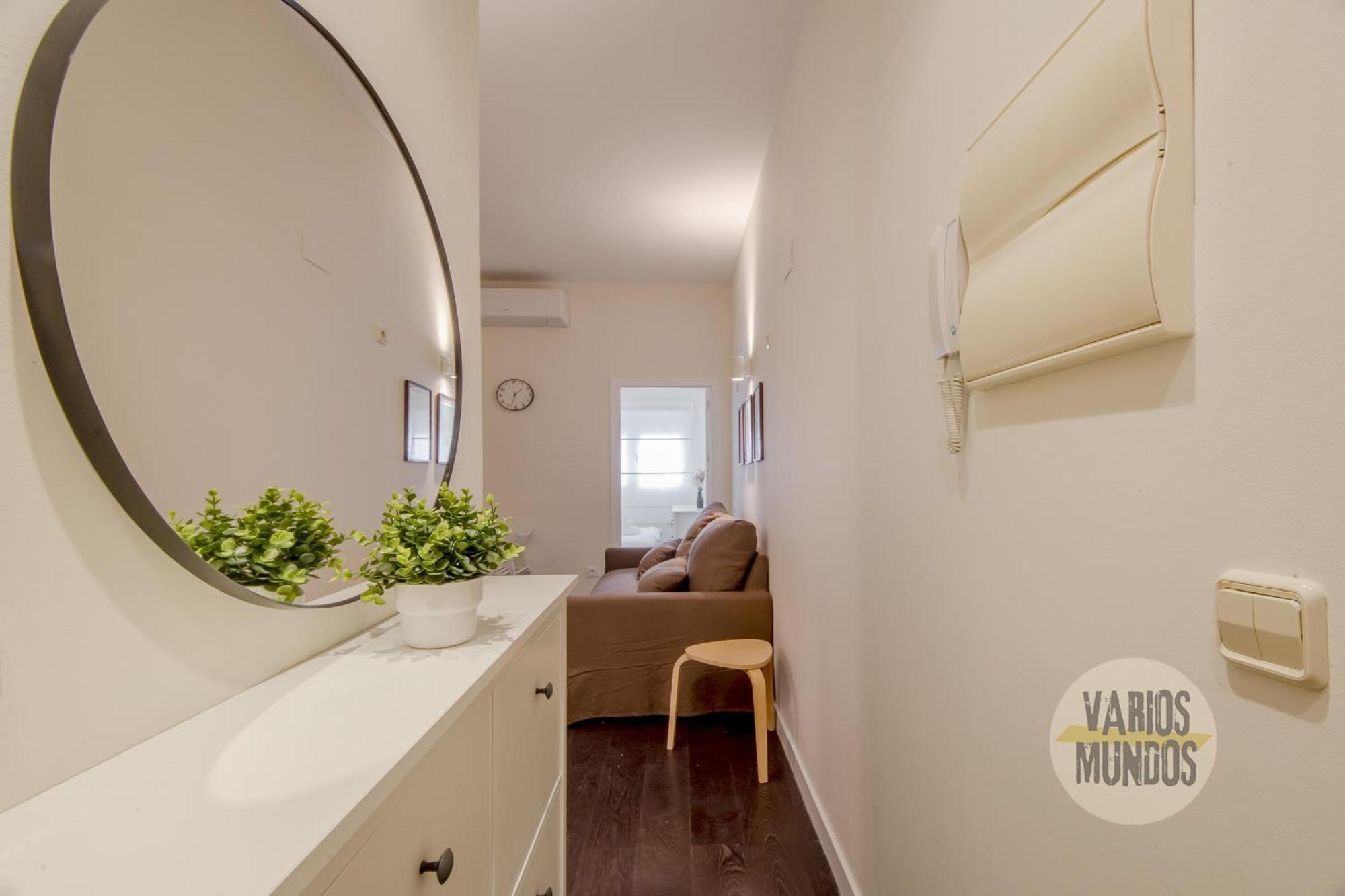 Tiny Apt Para 3Pax En La Plaza De Chueca マドリード エクステリア 写真